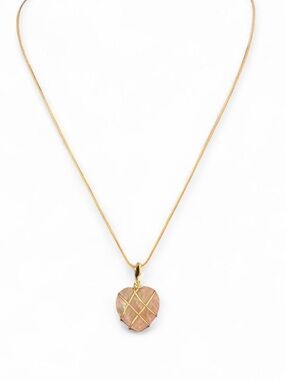 Gold Chain Necklace with Pink Rose Quartz Heart Pendant